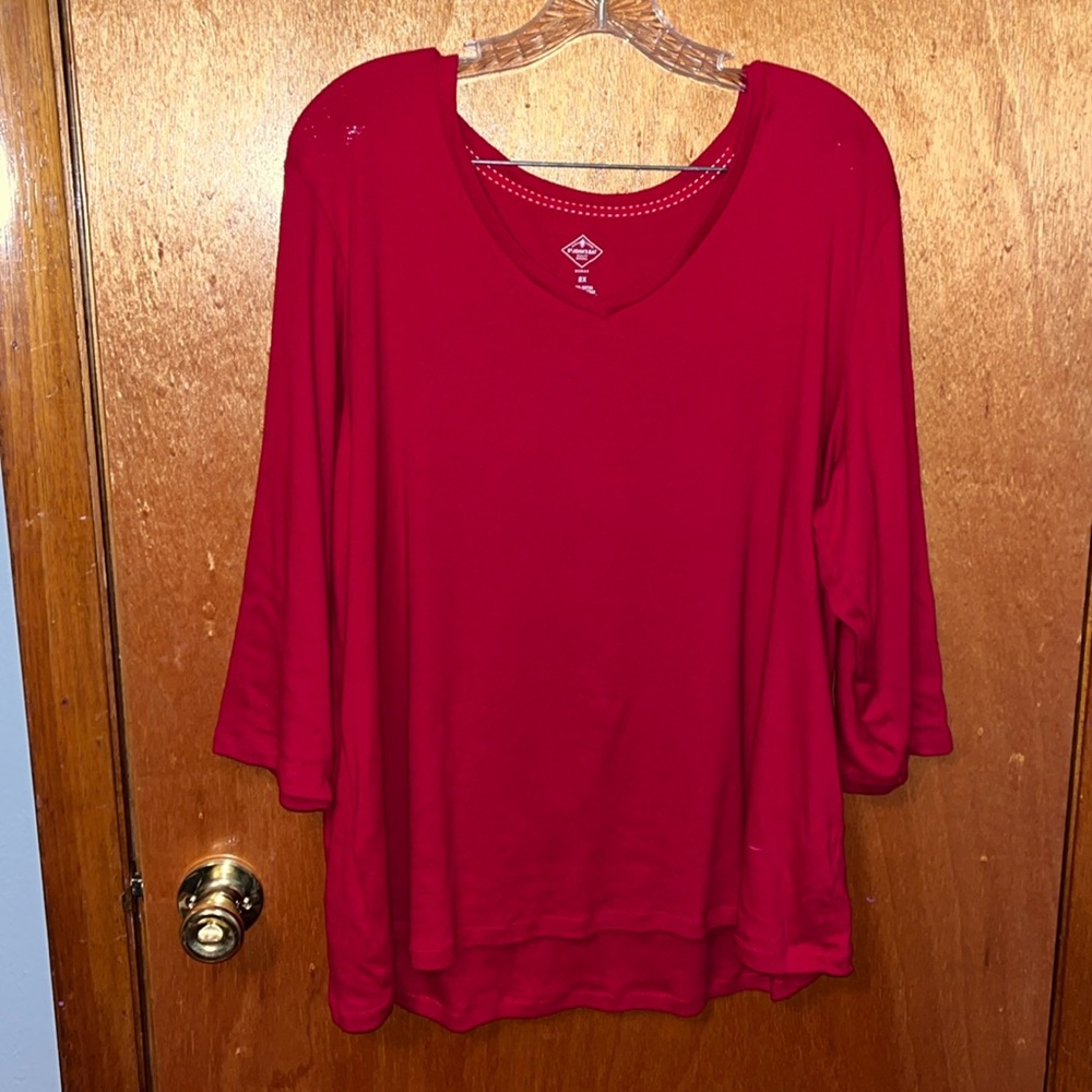 Red 3/4 Sleeve Shirt